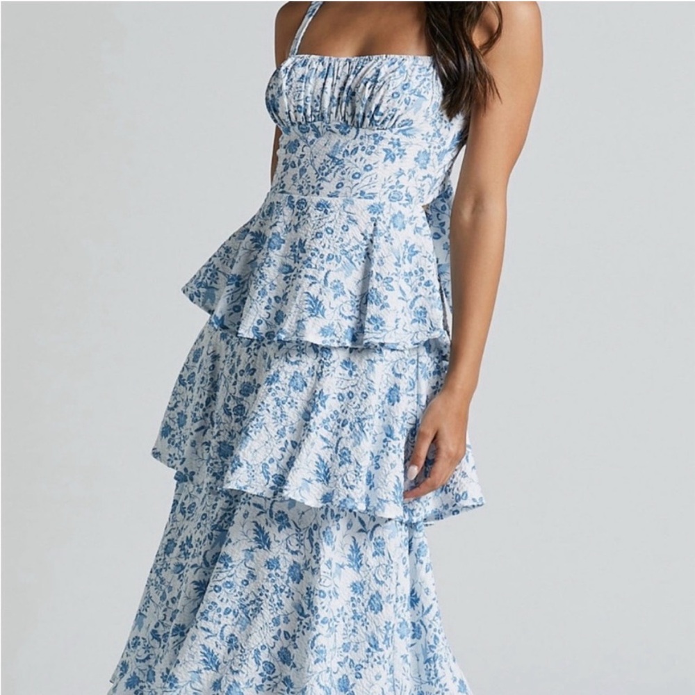 🌸NWT MIKA & GALA BLUE AND WHITE RUFFLE MAXI DRESS SIZE SMALL🌸
